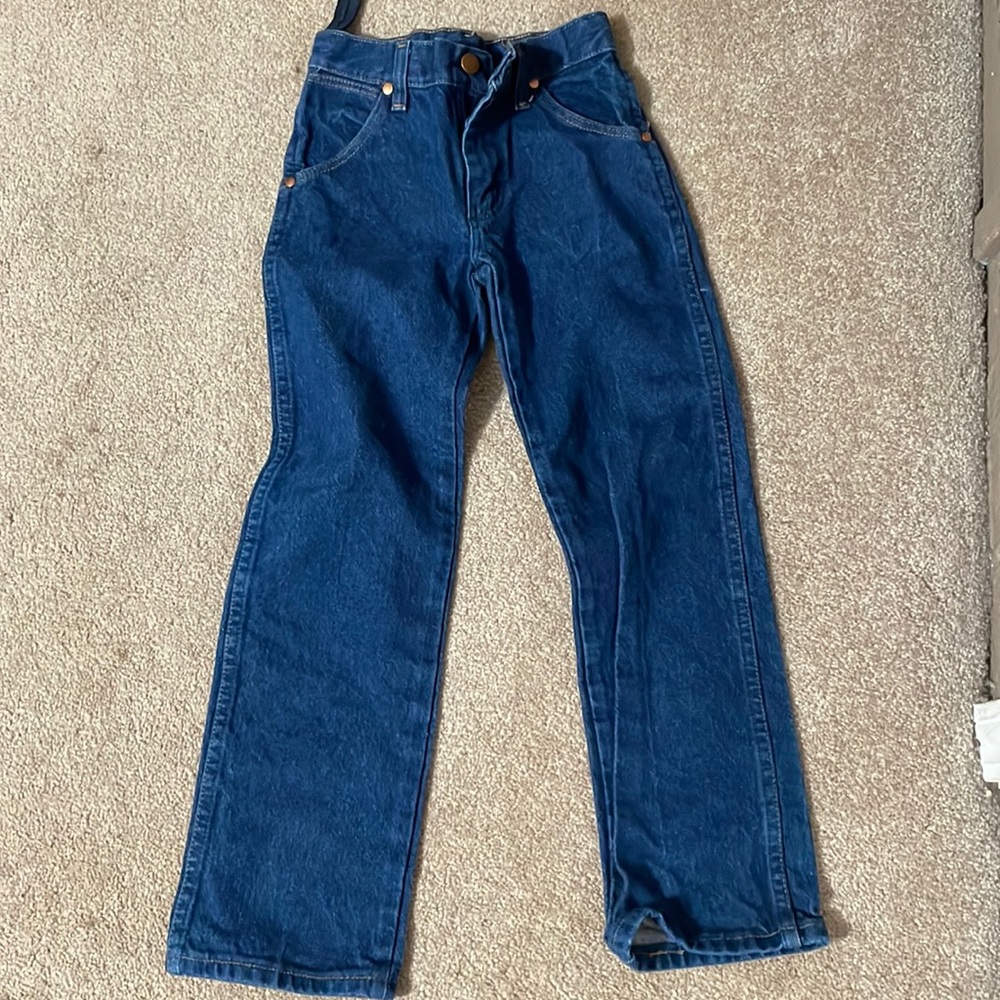 Wrangler jeans for boys. Size 8 slim. Never worn.